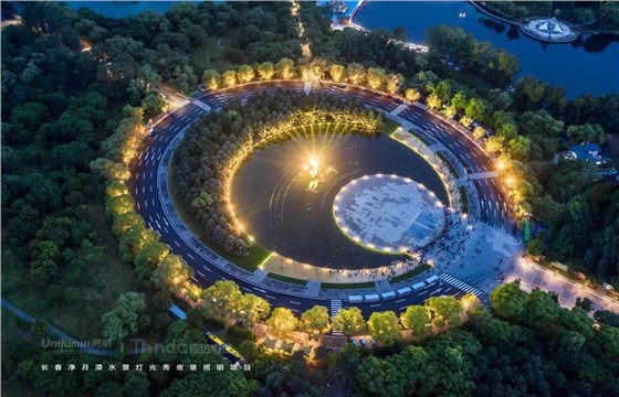 藝術燈光秀，打造“不夜城”，催生消費增長-3