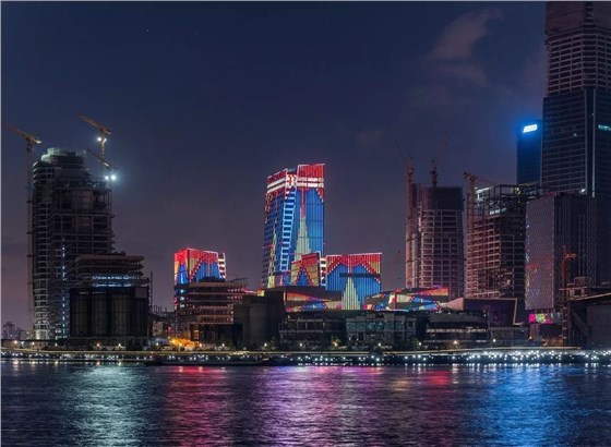 樓體燈光秀，展示城市新魅力！01