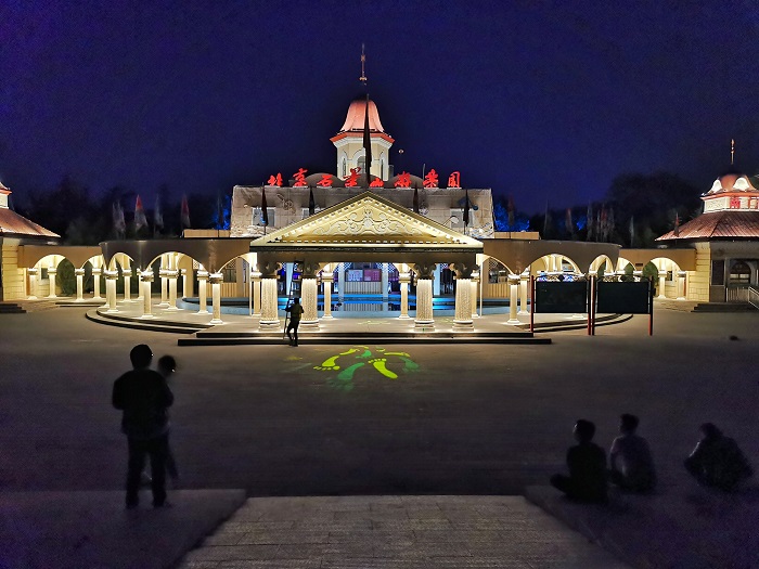 石景山游樂園國(guó)慶亮燈