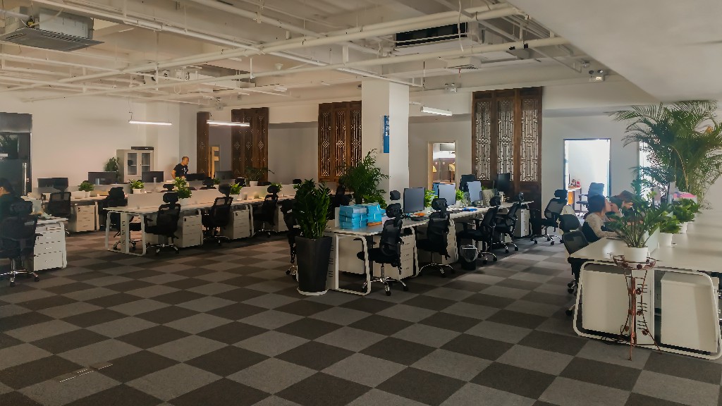 信達(dá)電通辦公環(huán)境